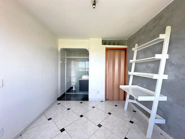 Apartamento 1 quarto e 1 banheiro, à venda, no bairro Riacho Fundo I em Brasília