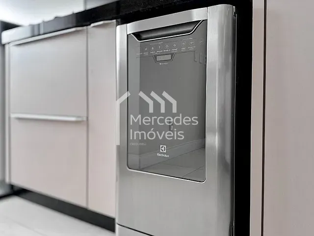 Apartamento com 96m² 2 quartos e 3 banheiros, para alugar, no bairro Centro em Itajaí