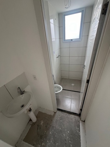 Apartamento com 48m² 2 quartos e 1 banheiro, à venda, no bairro Bonsucesso em Avenida Itaóca