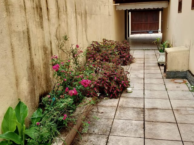 Casa 2 quartos e 2 banheiros, à venda, no bairro Village Sol e Mar em Rio das Ostras