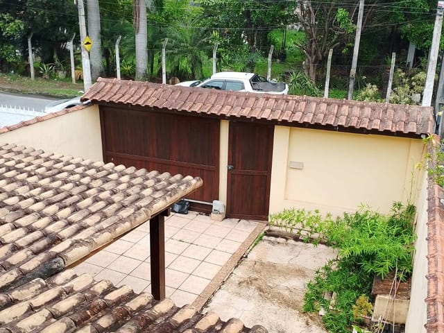 Casa 2 quartos e 2 banheiros, à venda, no bairro Village Sol e Mar em Rio das Ostras