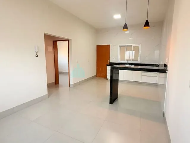 Apartamento 2 quartos e 1 banheiro, para alugar, no bairro Loteamento Santa Helena II em Catalão