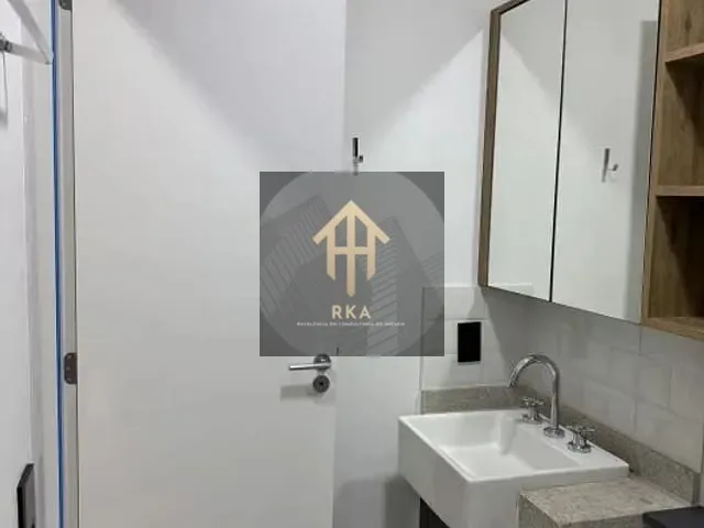 Apartamento 1 quarto e 1 banheiro, para alugar, no bairro Moema em São Paulo