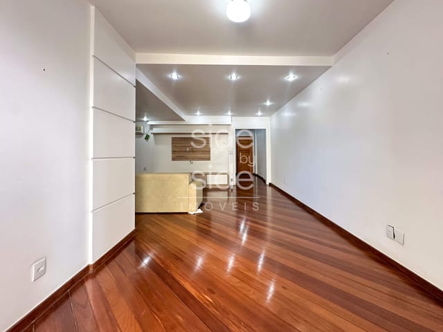 Apartamento com 176m² 3 quartos e 2 banheiros, à venda, no bairro Centro em Três Rios