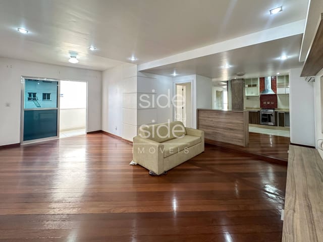 Apartamento com 176m² 3 quartos e 2 banheiros, à venda, no bairro Centro em Três Rios
