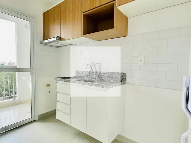 Apartamento com 40m² 2 quartos e 1 banheiro, para alugar, no bairro Boaçava em São Paulo