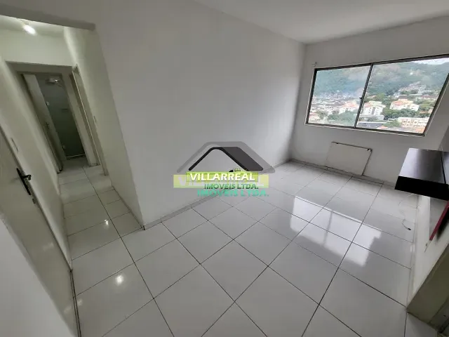 Apartamento com 50m² 2 quartos e 1 banheiro, para alugar, no bairro Engenho de Dentro em Rio de Janeiro