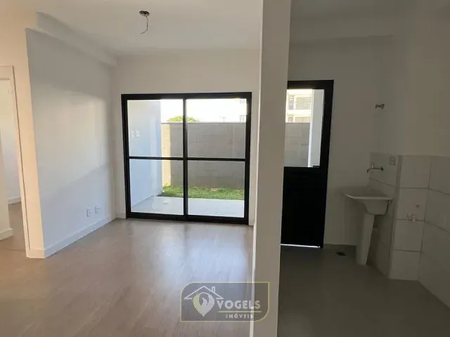 Apartamento 2 quartos e 2 banheiros, para alugar, no bairro Parque Residencial Groot em Holambra