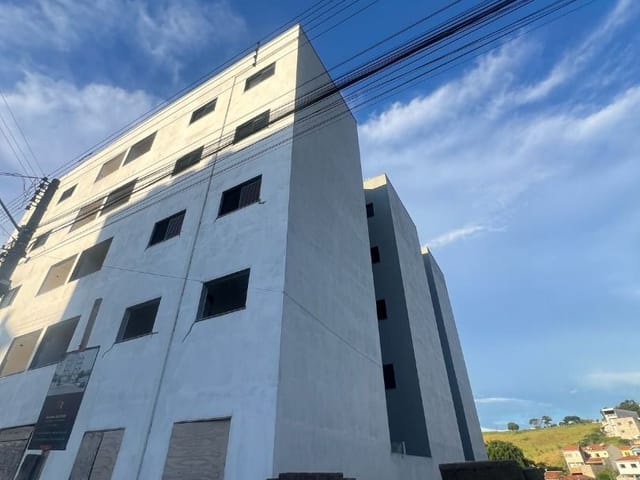 Apartamento à venda, no bairro Centro em Cambuí