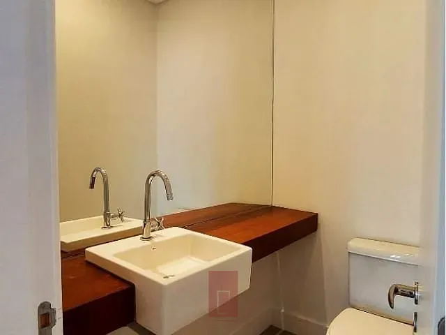 Apartamento com 125m² 2 quartos e 2 banheiros, à venda, no bairro Vila Ipojuca em São Paulo