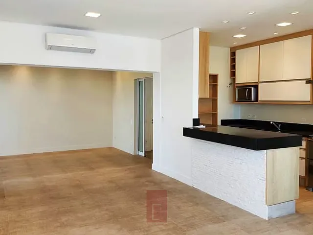 Apartamento com 125m² 2 quartos e 2 banheiros, à venda, no bairro Vila Ipojuca em São Paulo