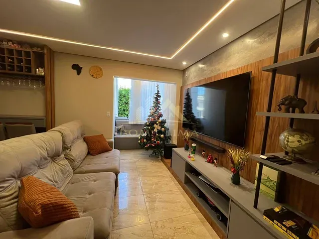 Apartamento 3 quartos e 1 banheiro, à venda, no bairro Santa Terezinha em Juiz de Fora