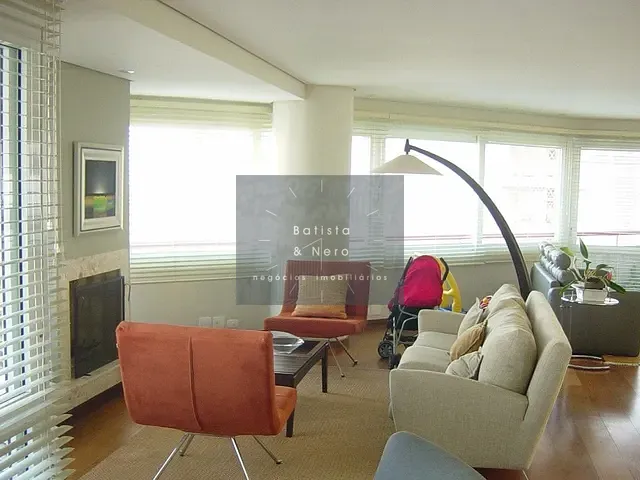 Apartamento com 210m² 3 quartos e 5 banheiros, à venda, no bairro Vila Andrade em São Paulo