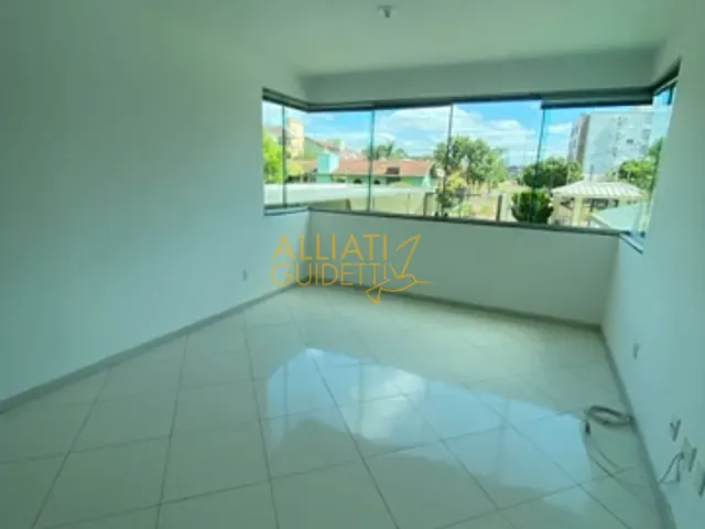 Apartamento 3 quartos e 2 banheiros, para alugar, no bairro Centro em Sapiranga