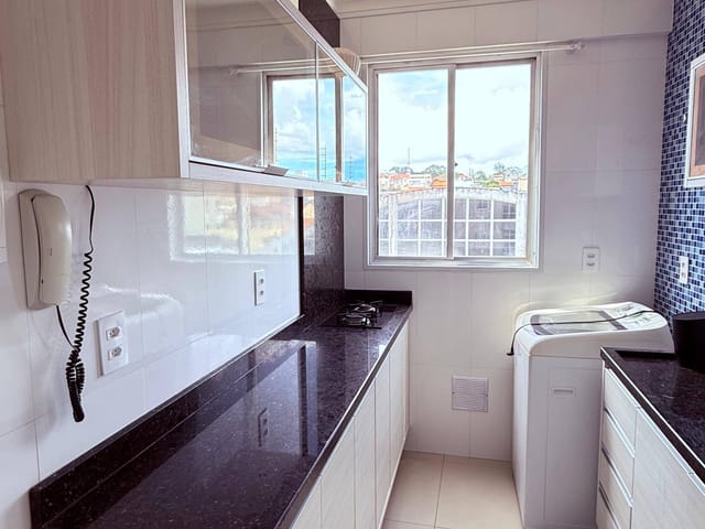 Apartamento com 47m² 1 quarto e 1 banheiro, para alugar, no bairro Capoeiras em Florianópolis