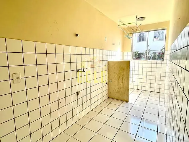 Apartamento 2 quartos e 1 banheiro, à venda, no bairro Nova Olinda em Londrina