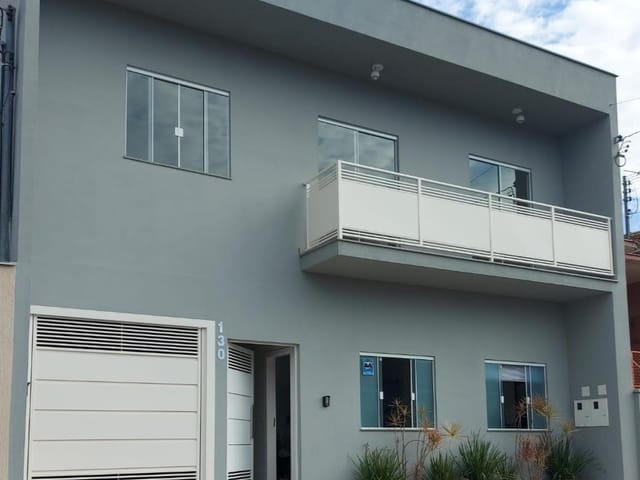 Foto do Apartamento - Apartamento residencial para Locação
Vila Rica, Guaxupé
1 dormitório, 1 banheiro, 1 vaga, Cozinha com gabinete, Aquecimento Solar e Lavanderia;
90,00 m² construída, 90,00 m² útil | Guaxupé Imóveis Ltda