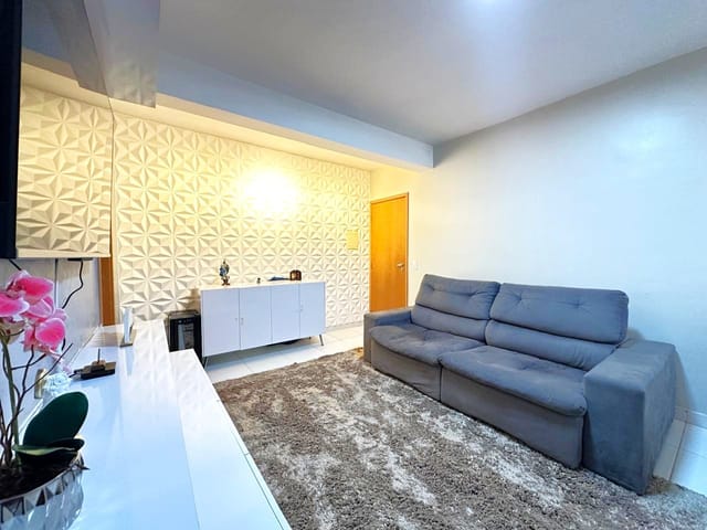 Apartamento 2 quartos e 2 banheiros, à venda, no bairro Setor Industrial (Taguatinga) em Brasília