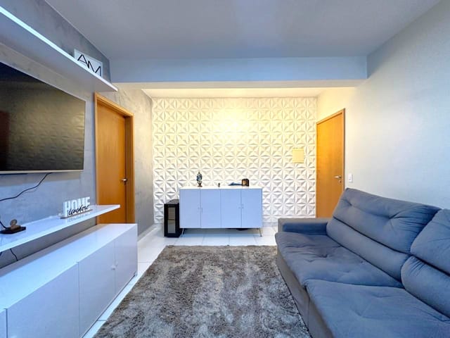 Apartamento 2 quartos e 2 banheiros, à venda, no bairro Setor Industrial (Taguatinga) em Brasília