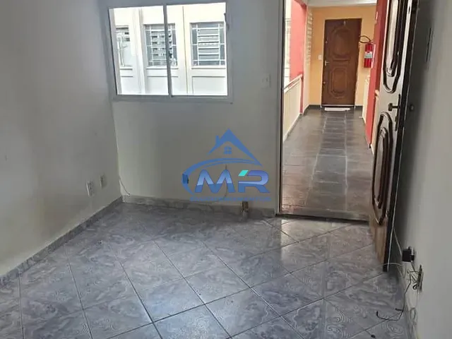 Apartamento 2 quartos e 1 banheiro, à venda, no bairro Vila Sílvia em São Paulo