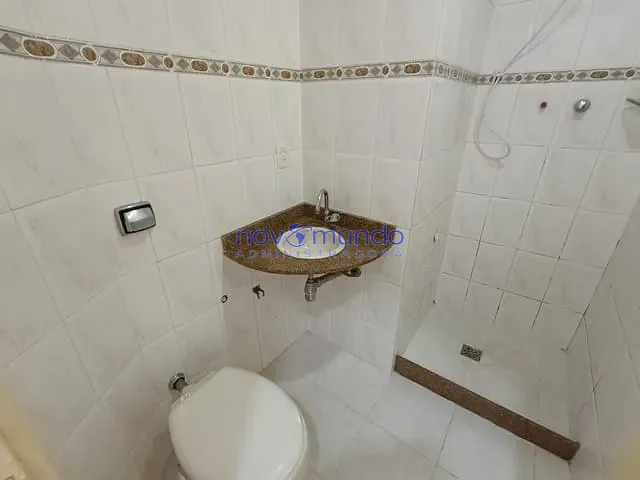 Apartamento com 31m² 1 quarto e 1 banheiro, para alugar, no bairro Grajaú em Rio de Janeiro