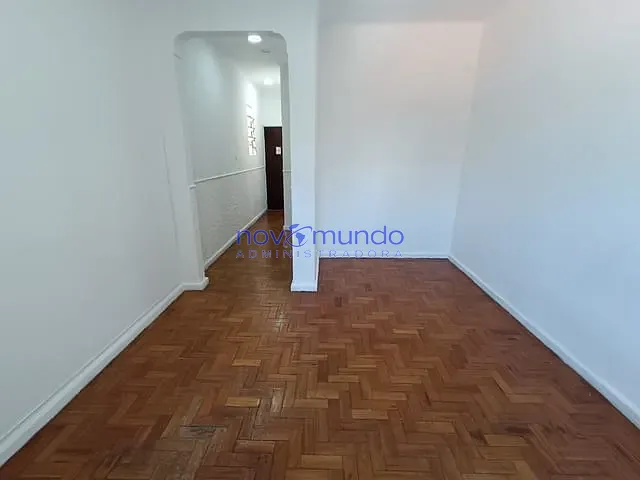 Apartamento com 31m² 1 quarto e 1 banheiro, para alugar, no bairro Grajaú em Rio de Janeiro