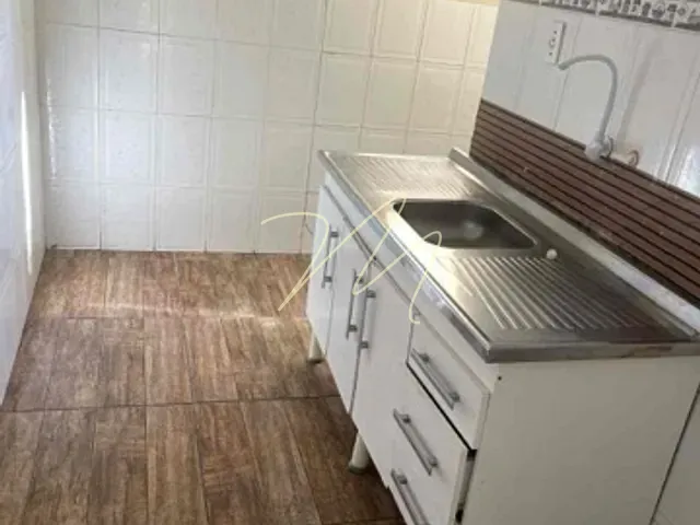 Apartamento 2 quartos e 1 banheiro, para alugar, no bairro Nossa Senhora da Vitória em Ilhéus