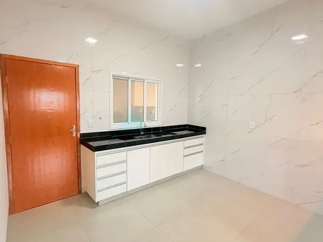 Apartamento 2 quartos e 1 banheiro, para alugar, no bairro Loteamento Santa Helena II em Catalão