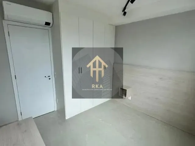 Apartamento 1 quarto e 1 banheiro, para alugar, no bairro Santo Amaro em São Paulo