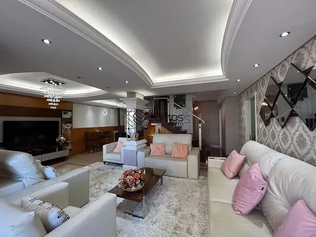 Apartamento com 246m² 4 quartos e 6 banheiros, à venda, no bairro Centro em Ijuí