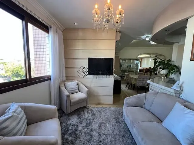 Apartamento com 246m² 4 quartos e 6 banheiros, à venda, no bairro Centro em Ijuí