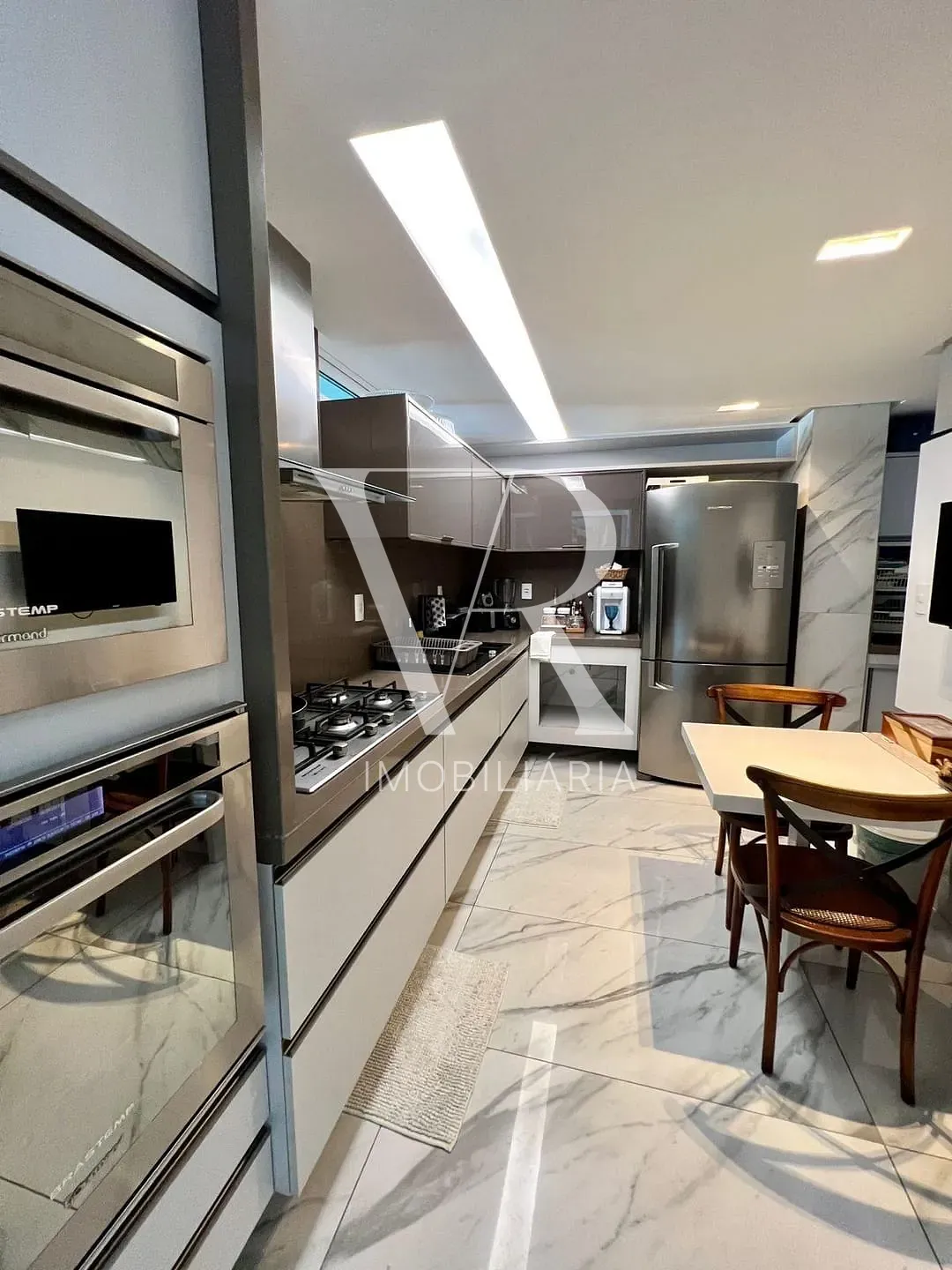 Apartamento, 3 quartos, 240 m² - Foto 9