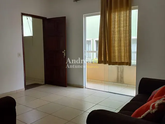 Apartamento 2 quartos e 1 banheiro, à venda, no bairro Vinhateiro em São Pedro da Aldeia