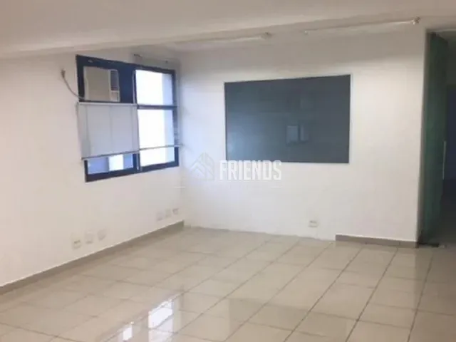Apartamento com 20m² 1 quarto e 1 banheiro, para alugar, no bairro Indianópolis em São Paulo