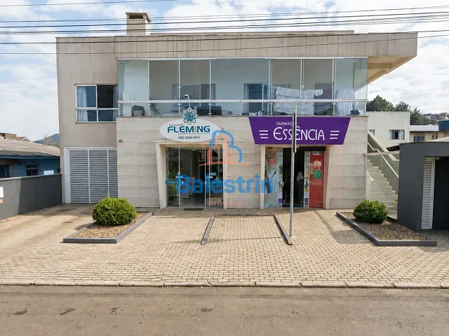 Apartamento 2 quartos e 2 banheiros, para alugar, no bairro Nossa Senhora da Salete em Fraiburgo