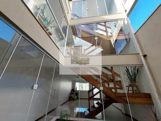 Casa 4 quartos e 4 banheiros, à venda, no bairro Pontal em Ilhéus