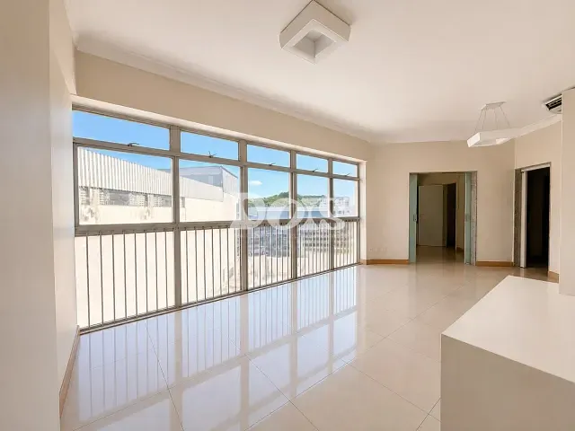 Apartamento 3 quartos e 2 banheiros, à venda, no bairro Centro de Vila Velha em Vila Velha