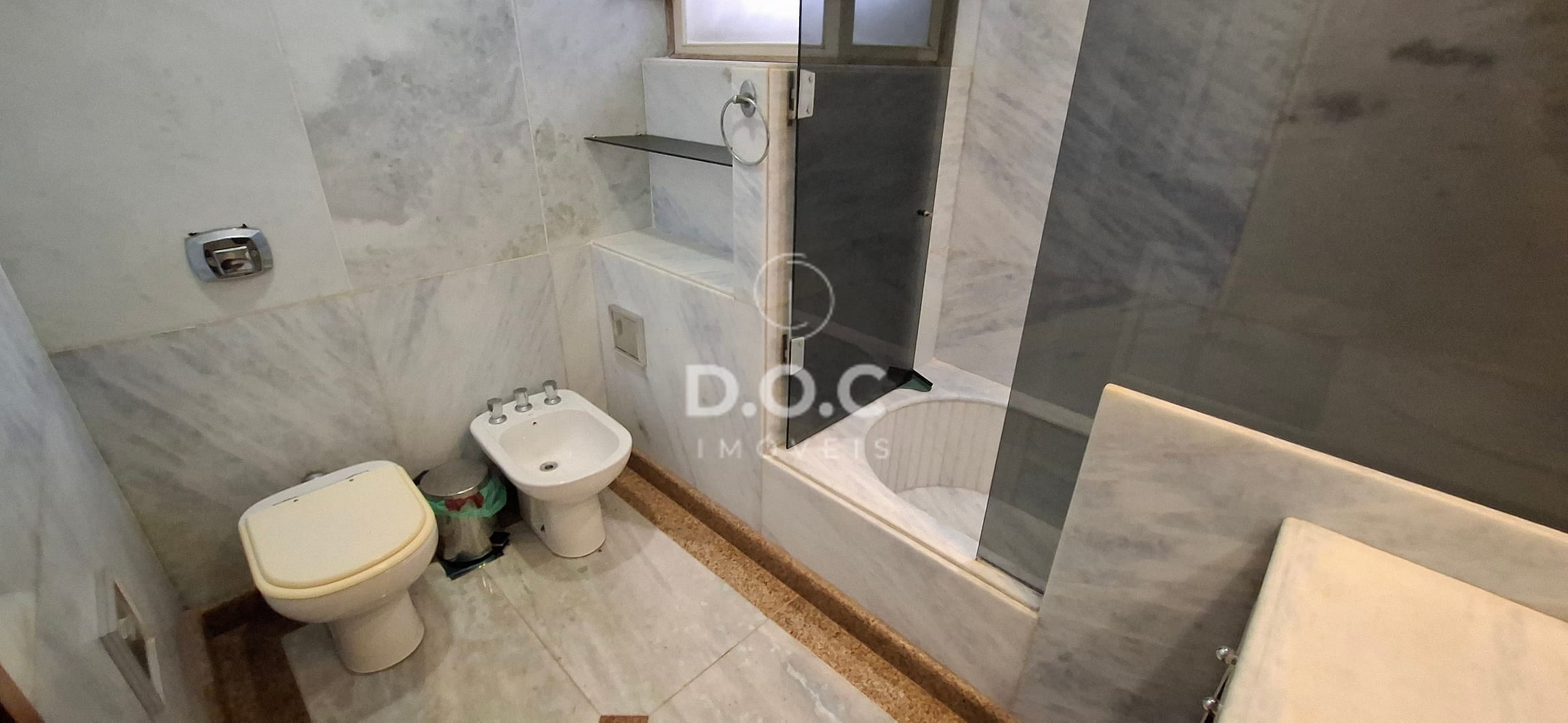 Apartamento para alugar com 3 quartos, 145m² - Foto 13