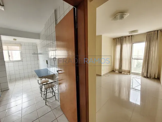 Apartamento 3 quartos e 3 banheiros, para alugar, no bairro Residencial Eldorado em Goiânia
