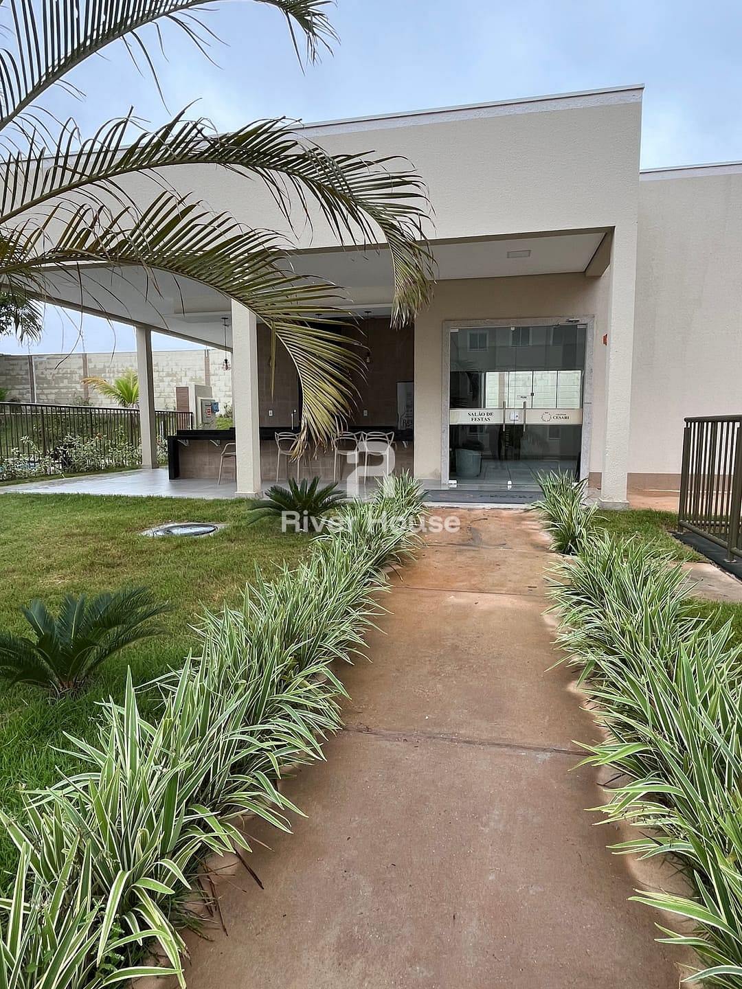 Apartamento para alugar com 2 quartos, 42m² - Foto 3
