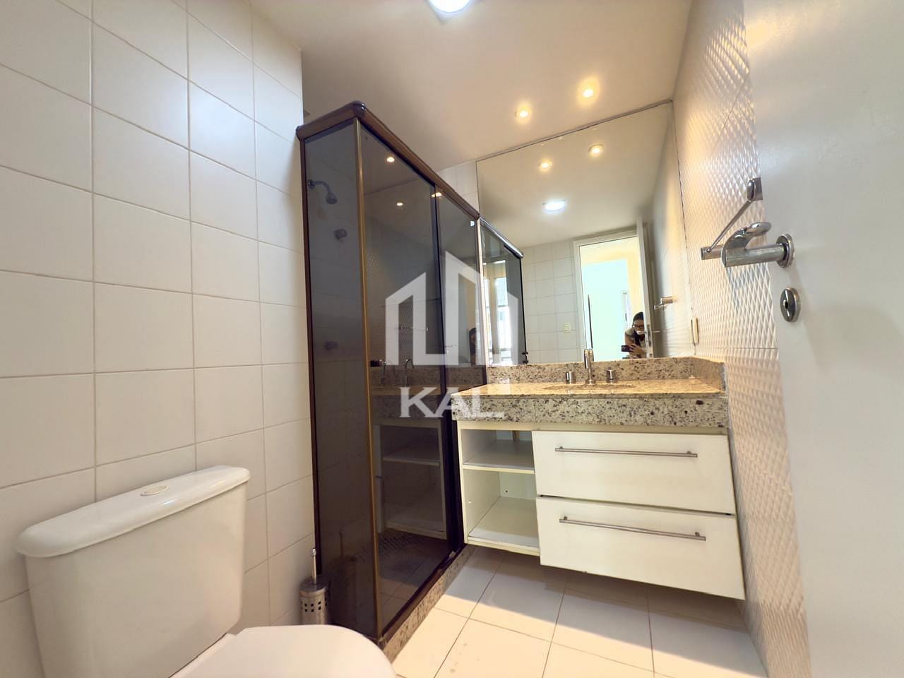 Apartamento para alugar com 2 quartos, 68m² - Foto 7
