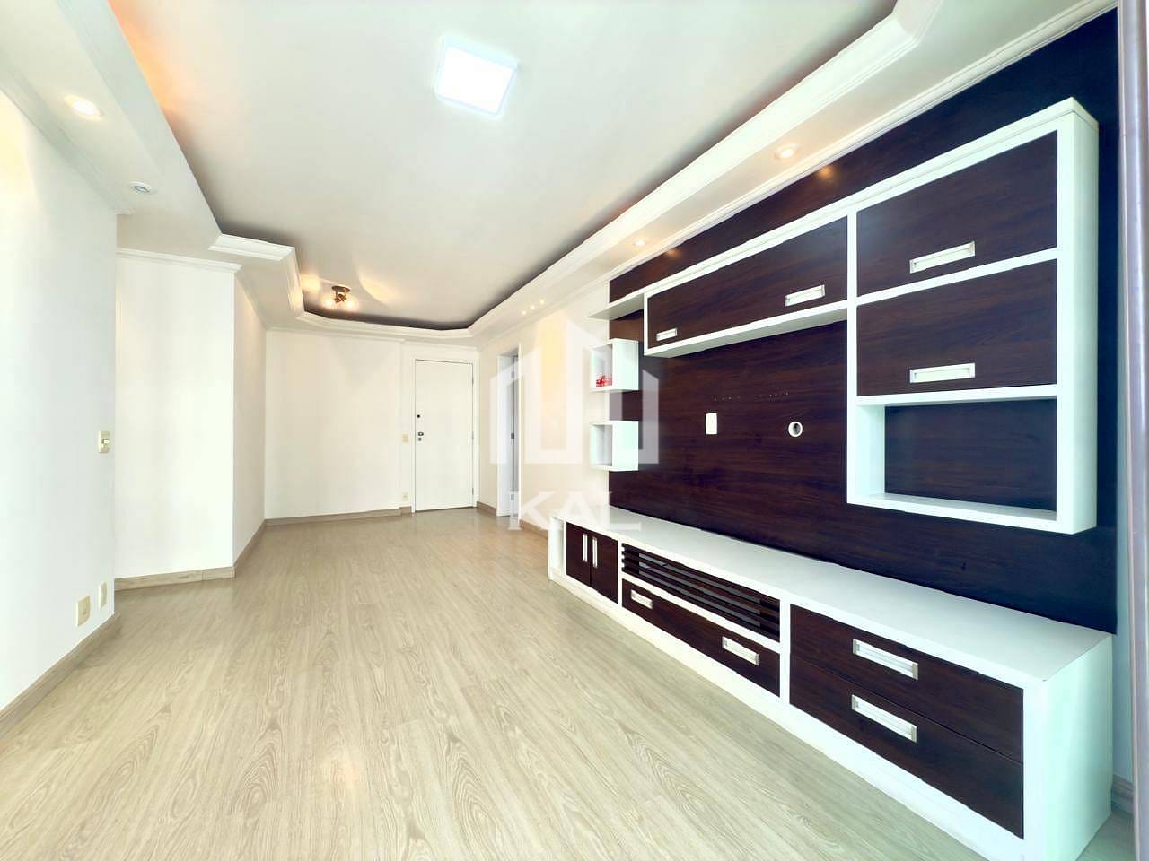 Apartamento para alugar com 2 quartos, 68m² - Foto 2