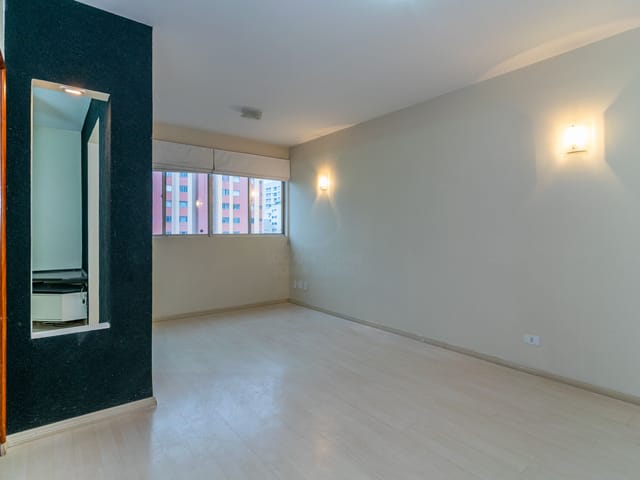 Apartamento 2 quartos e 2 banheiros, à venda, no bairro Centro em Londrina