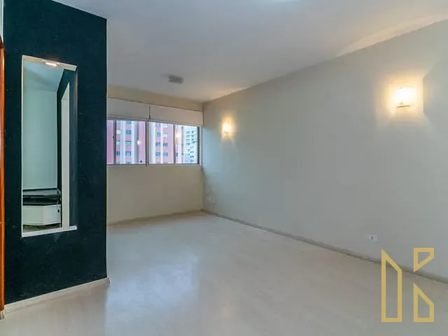 Apartamento 2 quartos e 2 banheiros, à venda, no bairro Centro em Londrina