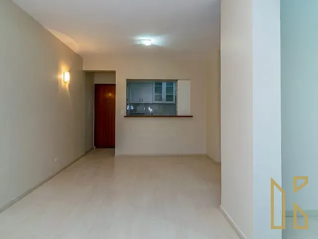 Apartamento 2 quartos e 2 banheiros, à venda, no bairro Centro em Londrina