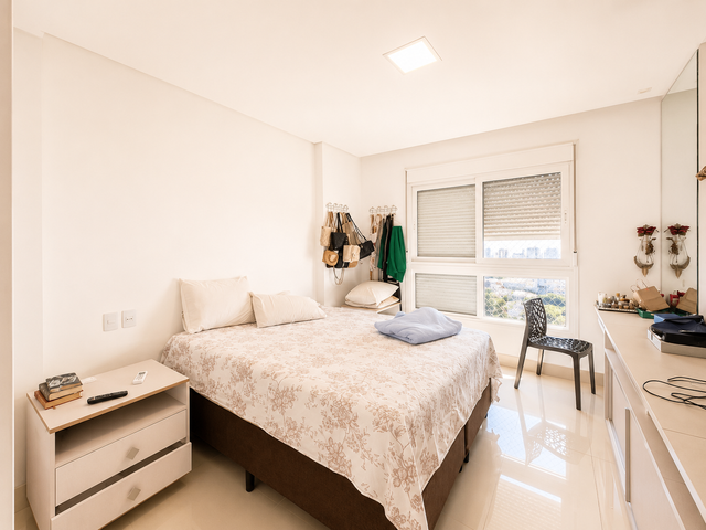 Apartamento 4 quartos e 1 banheiro, à venda, no bairro Setor Marista em Goiânia
