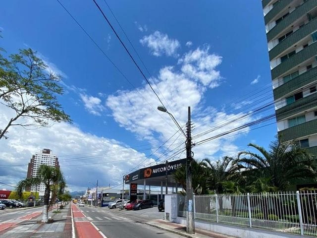 Apartamento 2 quartos e 2 banheiros, à venda, no bairro Ponte do Imaruim em Palhoça