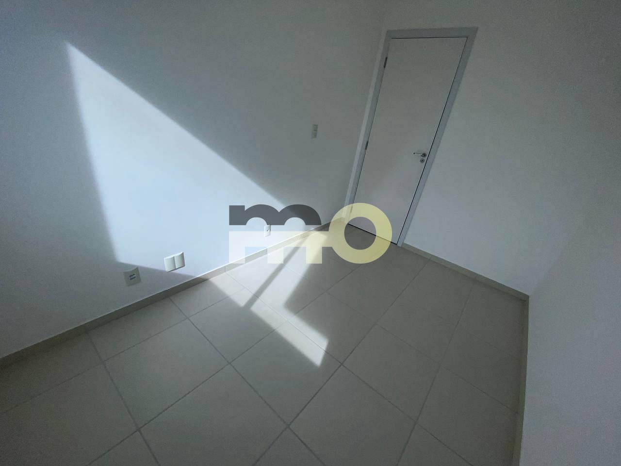 Apartamento à venda com 3 quartos, 76m² - Foto 11