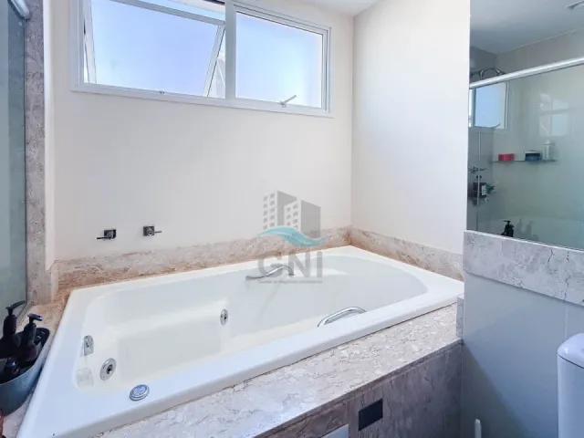Apartamento com 206m² 3 quartos e 4 banheiros, à venda, no bairro Gleba Fazenda Palhano em Londrina