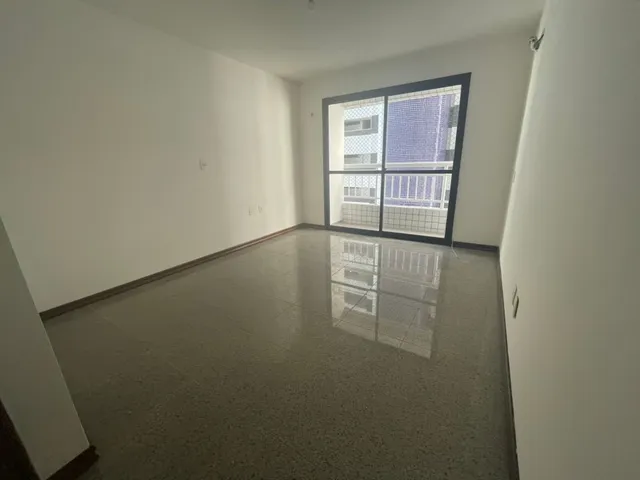 Apartamento 3 quartos e 3 banheiros, para alugar, no bairro Mucuripe em Fortaleza